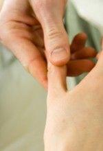 hand pain causes