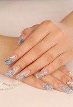How to remove nail paints